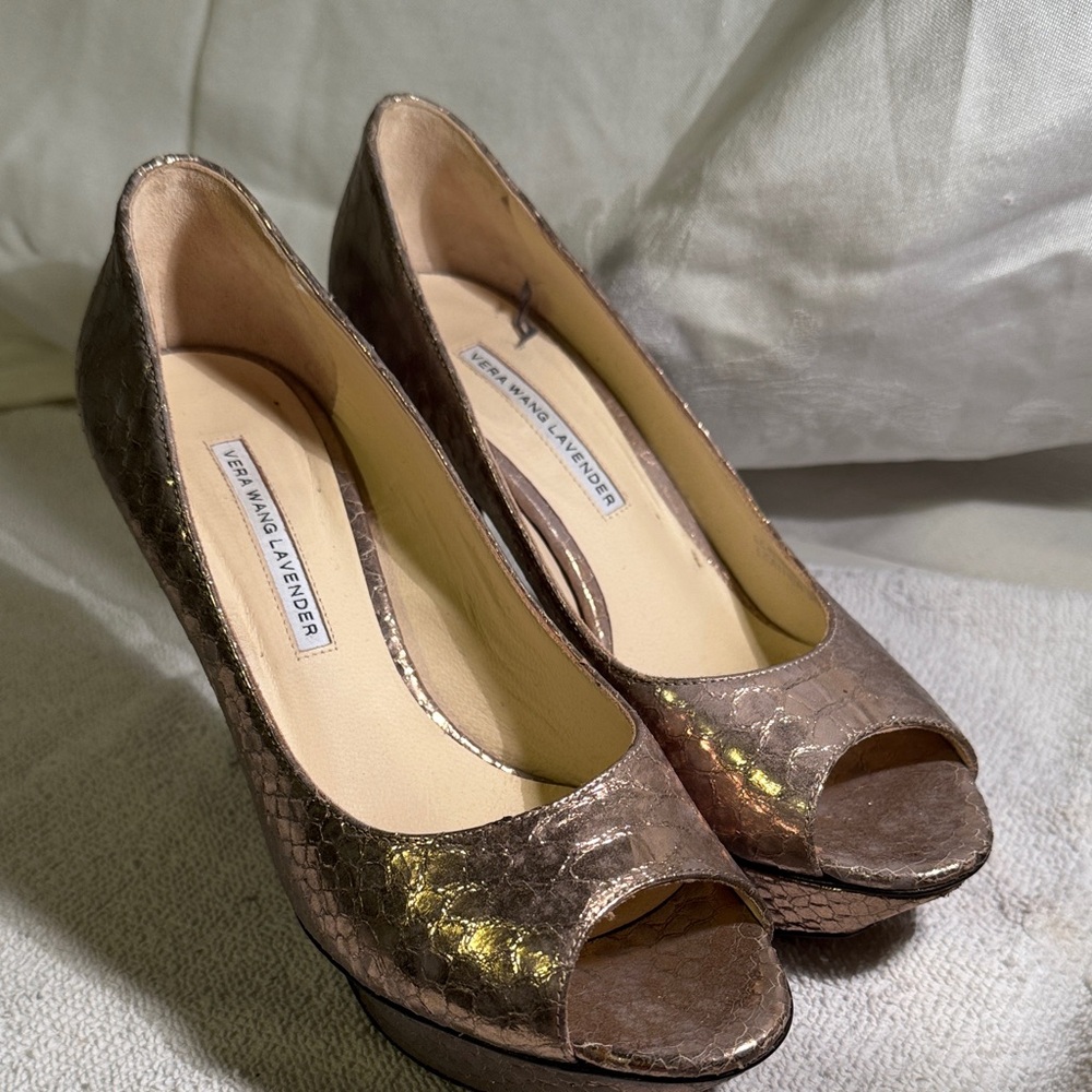Vera Wang Lavender Label Bronze Peep Toe Heels